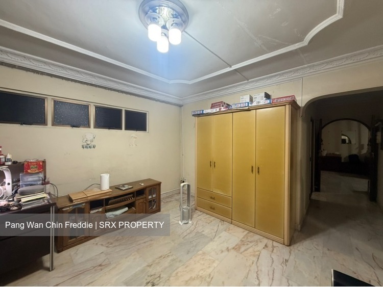 Blk 410 Jurong West Street 42 (Jurong West), HDB Executive #551456411